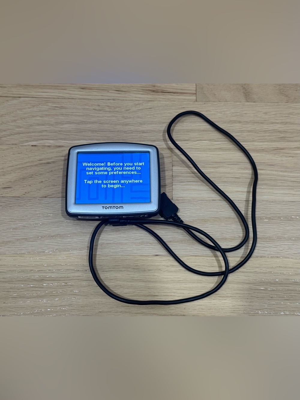 Tom Tom One 125 PB 3.5 Inch Portable Car Navigation System Tested With Cords